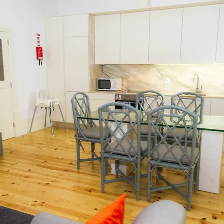 Liiiving In | Secret Terrace Apartament