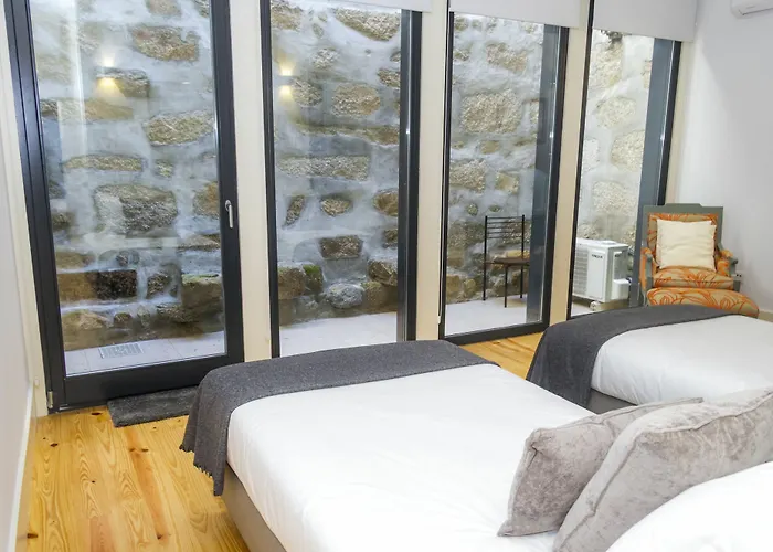 Liiiving In | Secret Terrace Apartment Porto