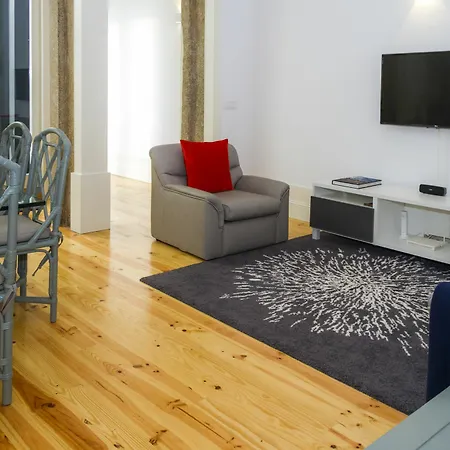 Liiiving In | Secret Terrace 波尔图