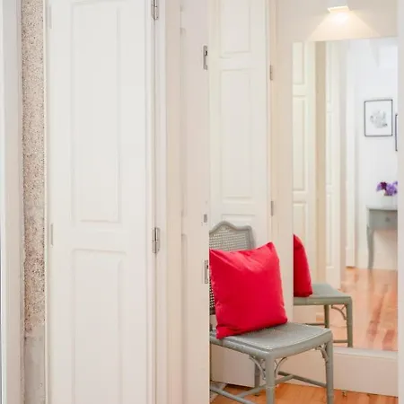 Liiiving In | Secret Terrace * פורטו