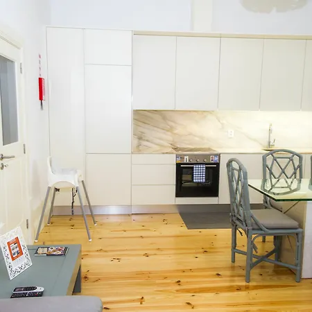 Liiiving In | Secret Terrace פורטו