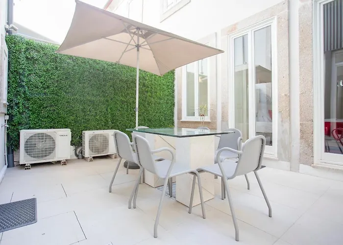 Liiiving In | Secret Terrace *